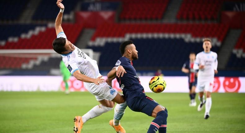 Neymar and Hiroki Sakai during the stormy September 13 clash in Paris