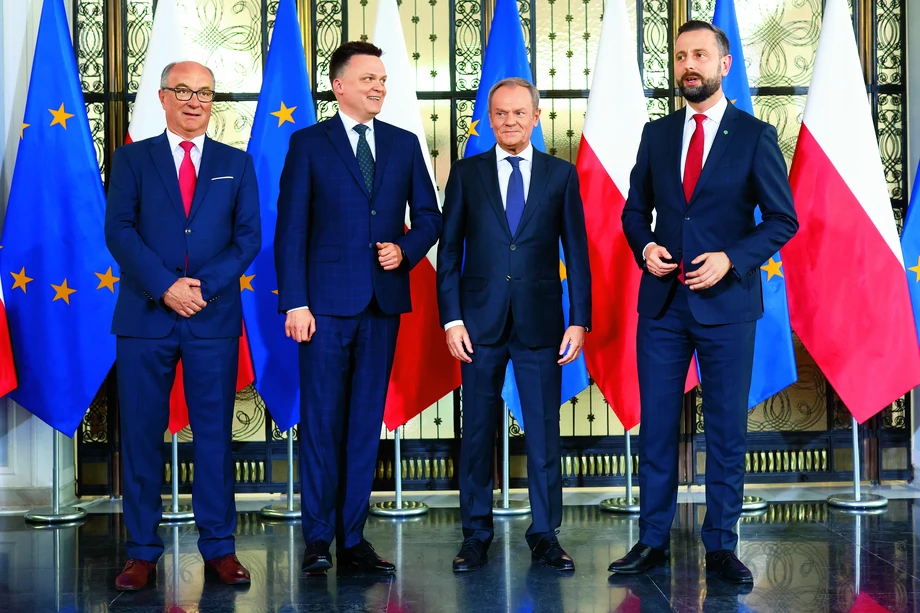 Perspektywa przejęcia władzy przez opozycyjne ugrupowania obudziła w zagranicznych inwestorach nadzieje na lepsze wyniki spółek i zmiany jakościowe na polskim rynku kapitałowym.
