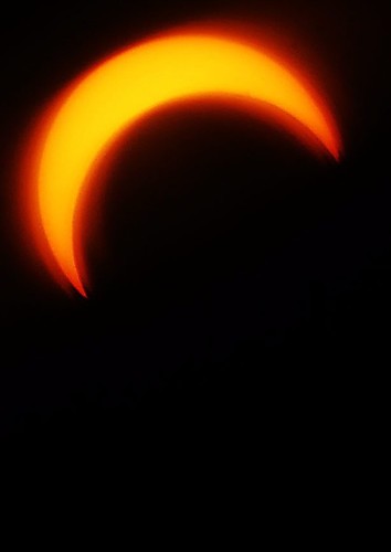 Obrączkowe zaćmienie Słońca