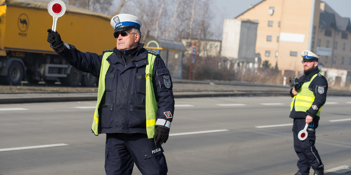 Walentynkowa akcja drogowki .