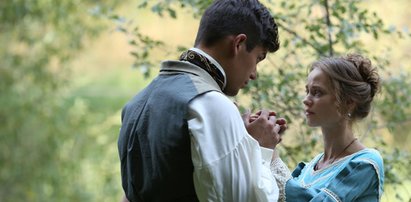 Wygraj książkę o serialu "Zniewolona" z autografem gwiazdy