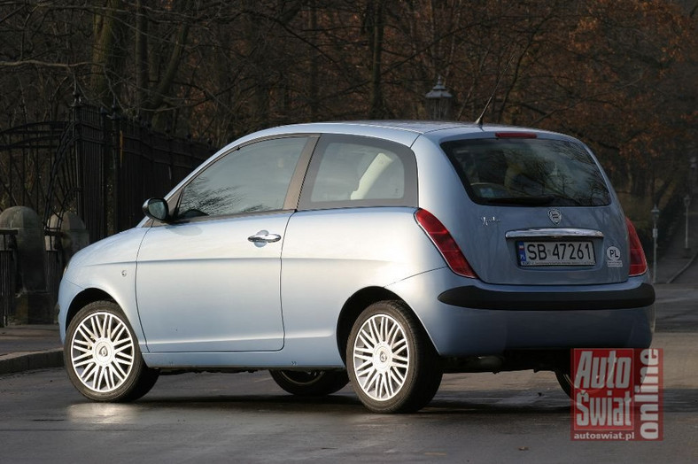 Lancia Ypsilon