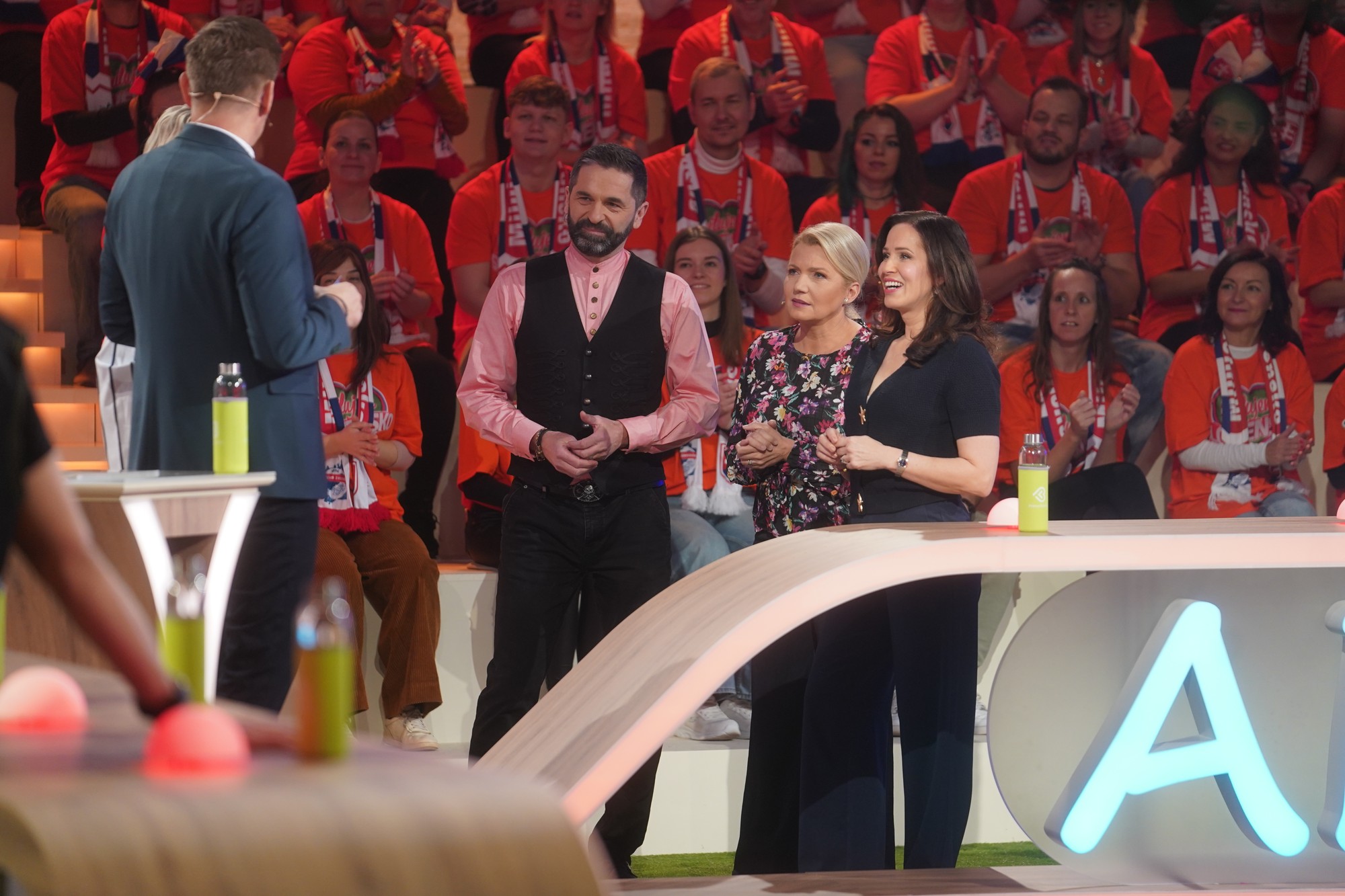 Šou TV JOJ Milujem Slovensko - Ján Mečiar, Aneta Parišková a Andrea Pálffy Belányiová.
