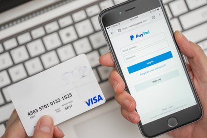 PayPal pod lupą UOKiK. Chodzi o zmianę warunków umowy