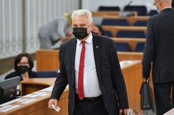 Kraska: nie mamy żadnych doniesień, że w Polsce jest przypadek wariantu Omicron