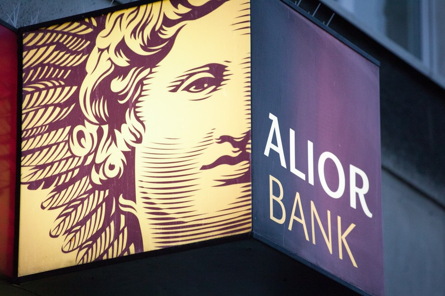 Alior Bank mocno oberwał w piątek na GPW w Warszawie