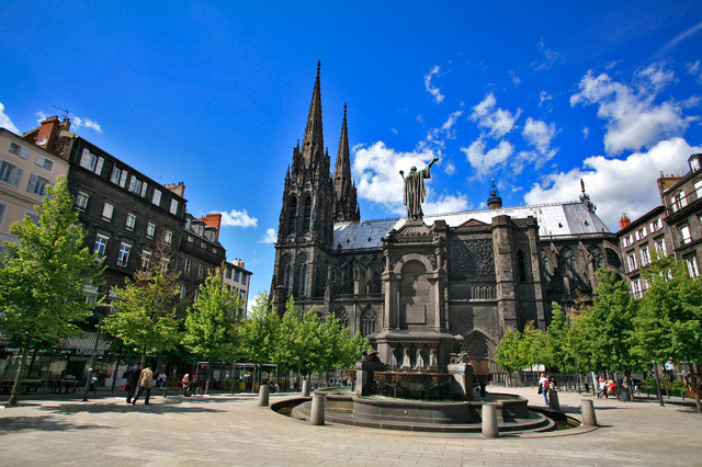 Clermont-Ferrand, katedra