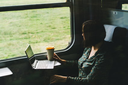Kawę i batonik w pociągu kupisz w automatach. Mają być zamontowane jeszcze w tym roku
