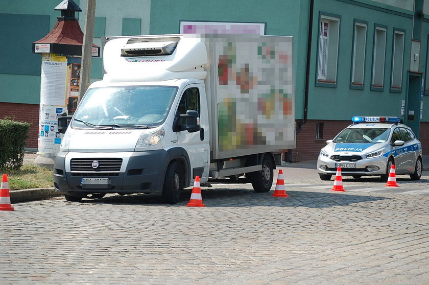 Busem potrącił matkę z dwójką dzieci