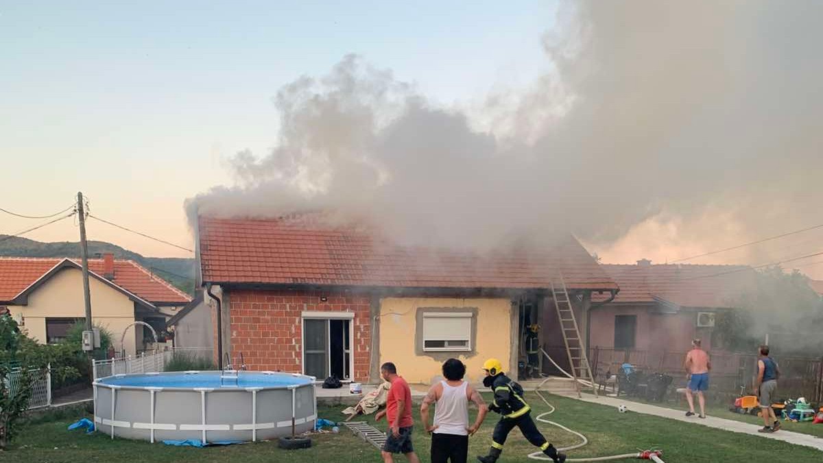 Kuća vatrogasca iz Kraljeva u kojoj je izbio požar
