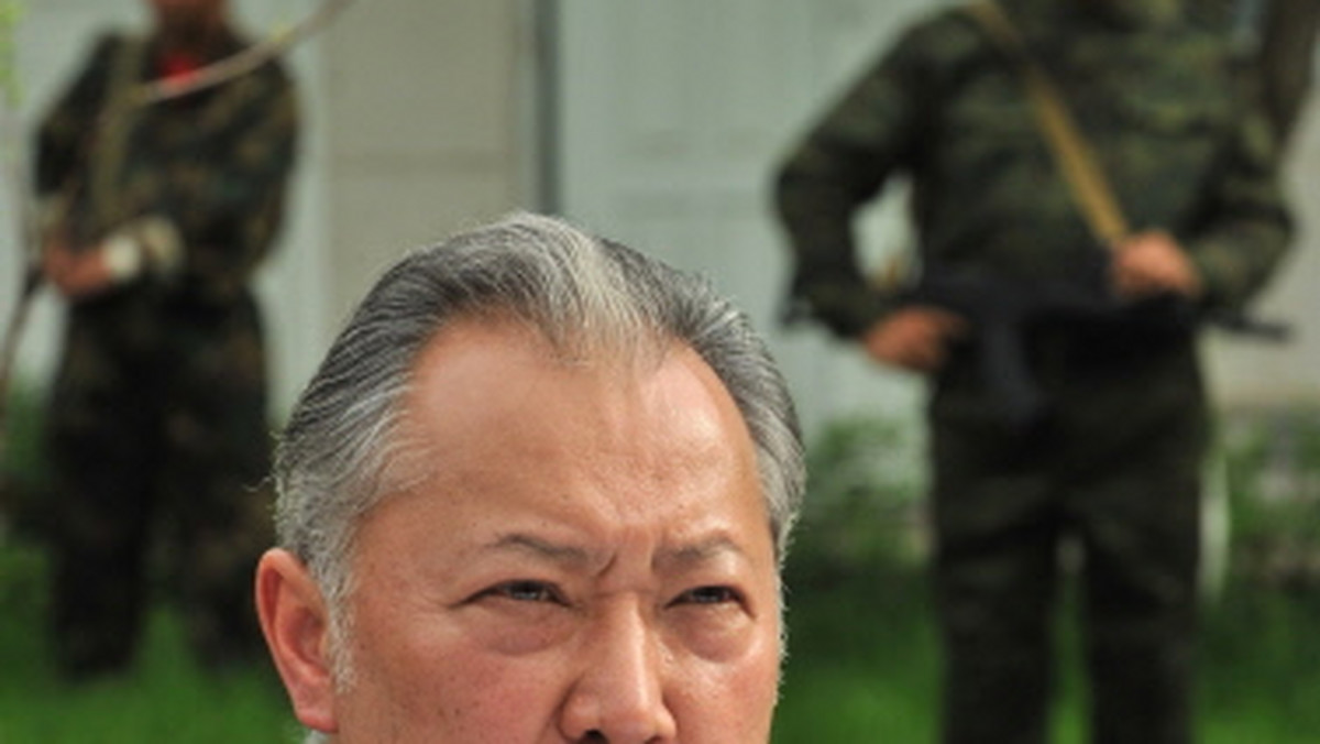 Władze Kirgistanu w stanie szoku po nieoczekiwanym zwycięstwie w niedzielnych wyborach parlamentarnych nacjonalistycznej partii opozycyjnej Ata-Żurt - pisze agencja AFP. Sukces tego ugrupowania budzi obawy o wybuch nowych konfliktów na tle etnicznym.
