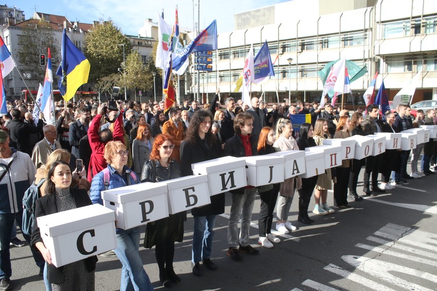 Koalicija "Srbija protiv nasilja" predala je listu bez SDS-a