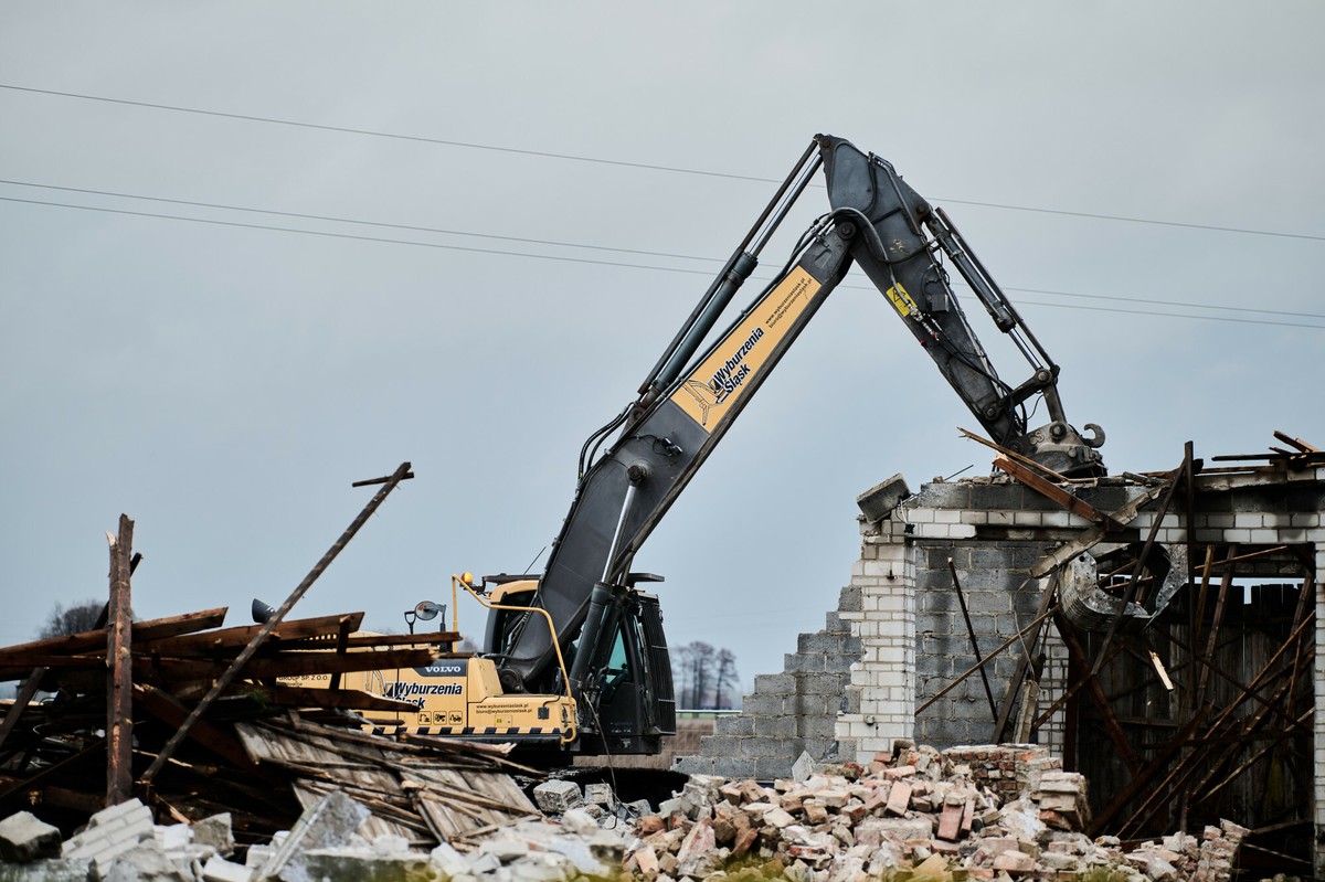 Wywłaszczenia pod CPK i nowy portal z mieszkaniami. Rząd bierze się za głośne tematy