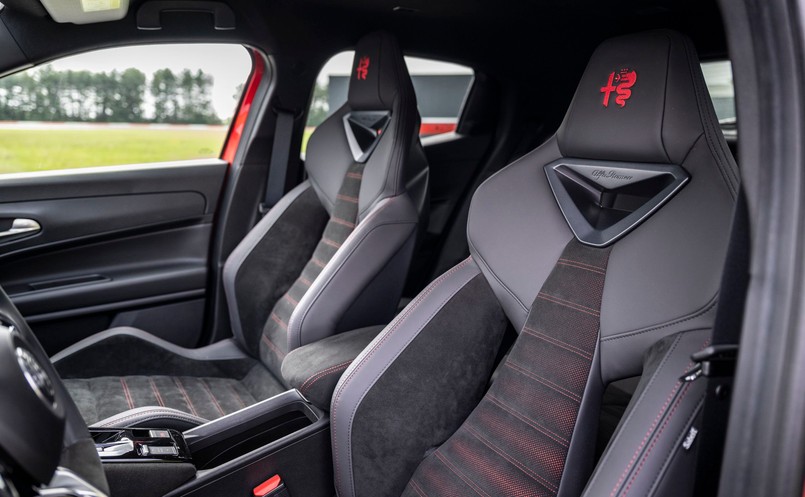 Alfa Romeo Junior