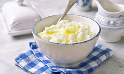 Kleik ryżowy – domowy sposób na zatrucie pokarmowe