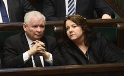 Kłótnia na Twitterze. Poszło o 30 tys. zł kwoty wolnej dla posłów. 'Wykonują ciężką pracę…'