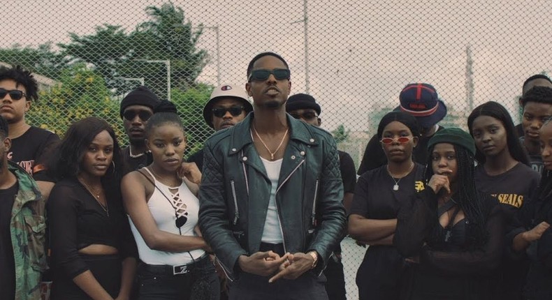 LadiPoe drops 'Lemme Know.' (Okay Naija)