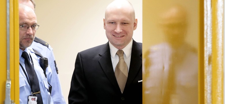 Wyrok ws. Andersa Breivika: Jego izolacja w więzieniu jest traktowaniem nieludzkim