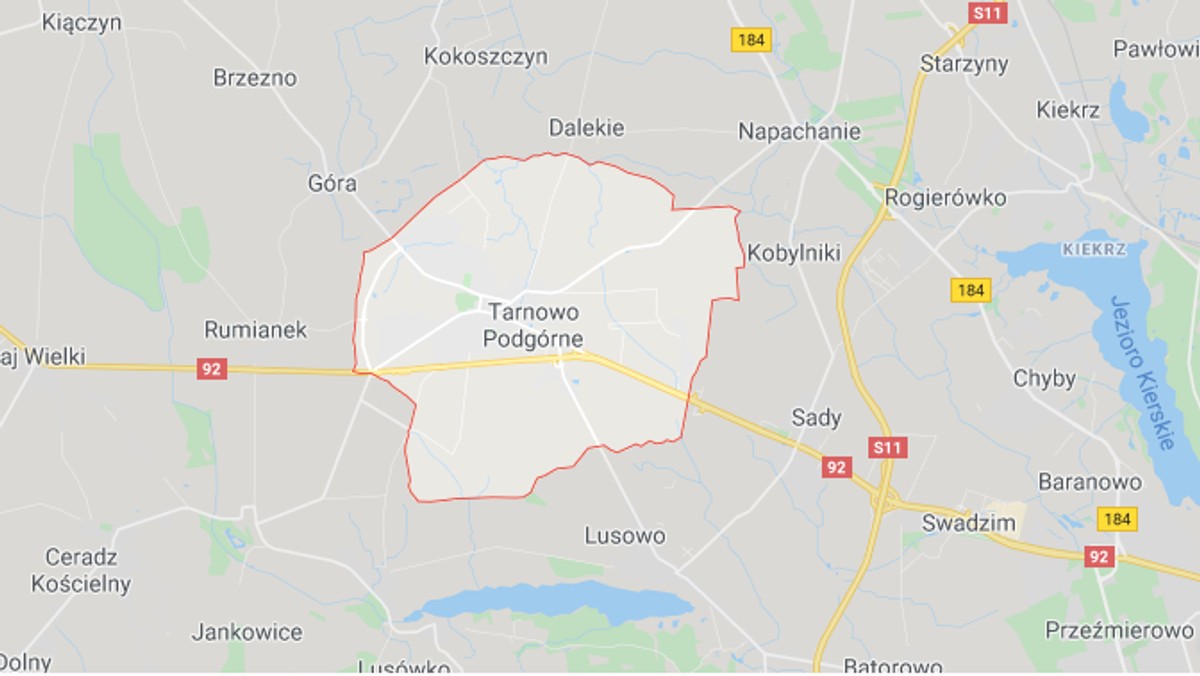 Po zderzeniu trzech samochodów została zablokowana droga krajowa nr 92 w Tarnowie Podgórnym (pow. poznański, woj. wielkopolskie). Do wypadku doszło w środę około godz. 16.20.