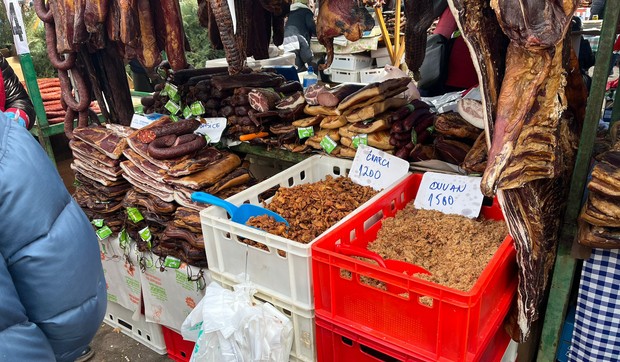 Slanina i čvarci imaju svoje mesto u ishrani