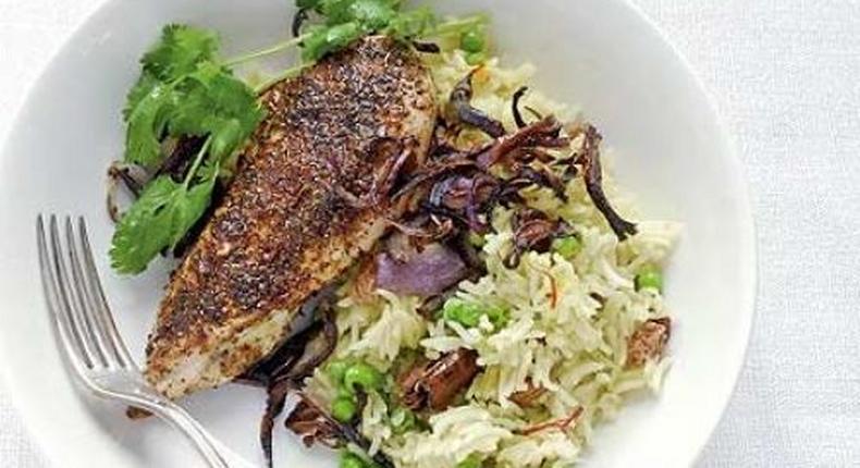 Spiced chicken with rice & crisp red onions (BBC foods)