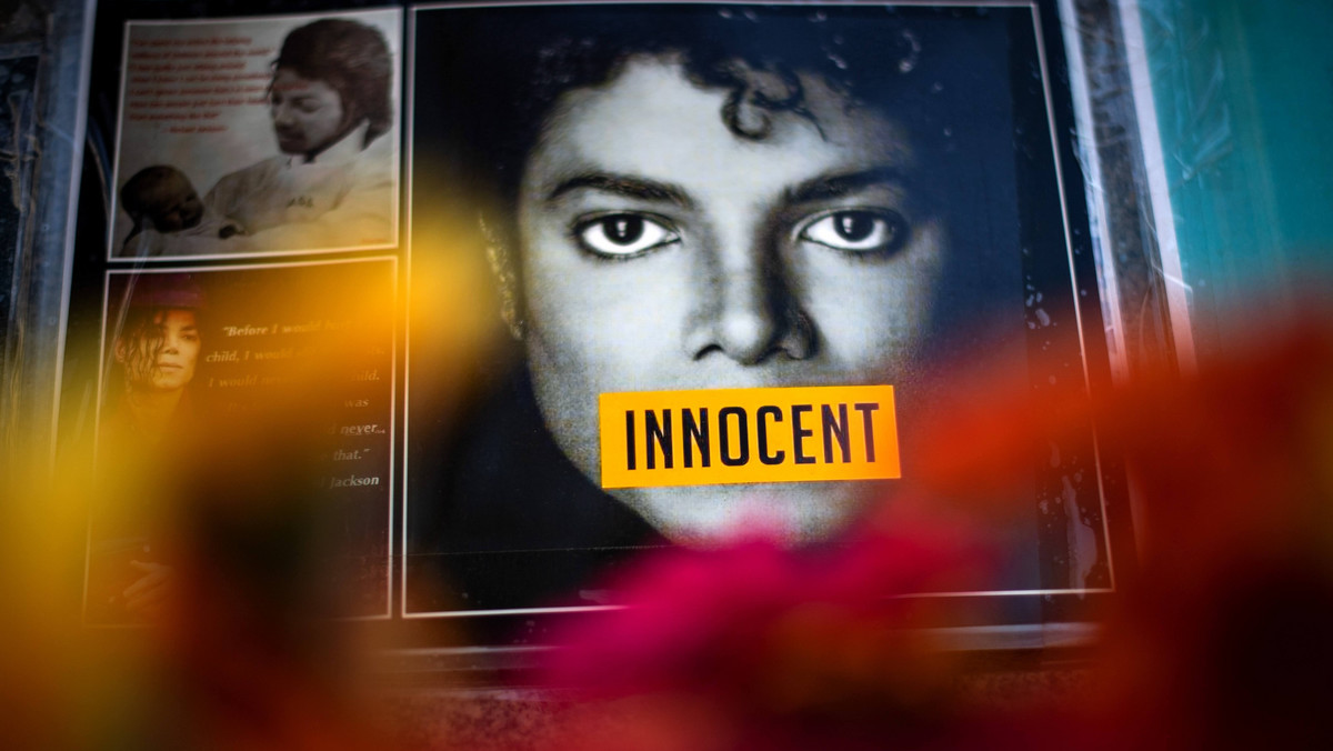 Rodzina Michaela Jakcsona, oskarżanego od lat o bycie pedofilem, opublikowała "Neverland Firsthand: Investigating the Michael Jackson Documentary". Materiał jest odpowiedzią na ostatni dokument o zmarłym piosenkarzu "Leaving Neverland", w którym Wade Robson i James Safechuck opowiadają o tym, jak stali się ofiarami legendarnego piosenkarza.