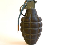 Zdetonował granat i zabił wspólnika, twierdzi, że w samoobronie