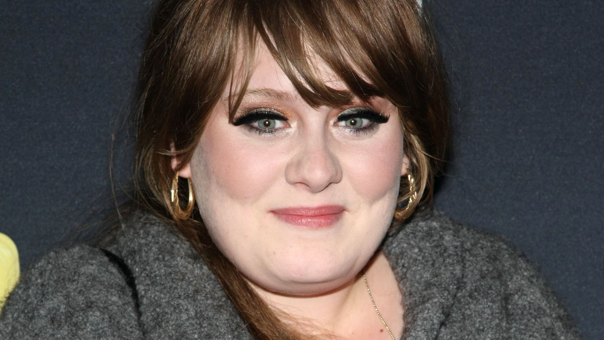 Adele, która uchodzi za rzeczniczkę puszystych kobiet Ma dość internautów, którzy wciąż krytykują jej wagę w sieci. Piosenkarka żartobliwie stwierdziła, że przejdzie na dietę tylko wtedy, gdy waga przeszkodzi jej w życiu seksualnym.