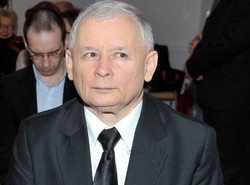 PiS boi się fałszerstw. Patrole Kaczyńskiego będą pilnować eurowyborów