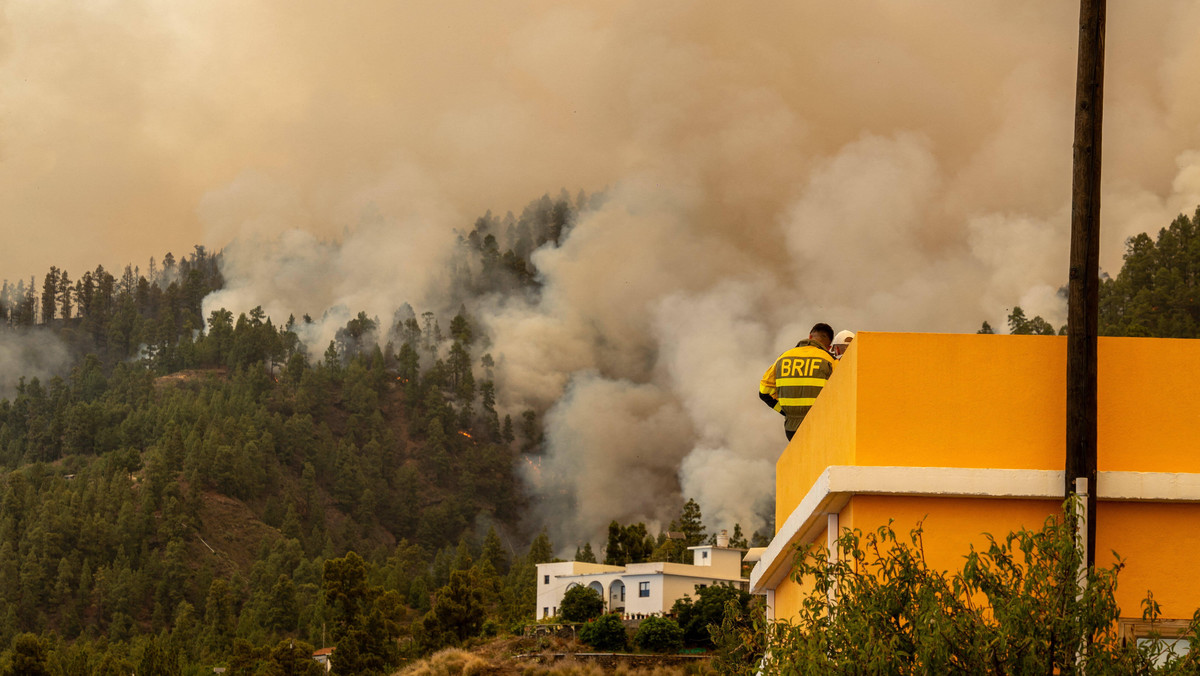 Wielki pożar nawiedził hiszpańską wyspę. Ponad 4 tys. ewakuowanych