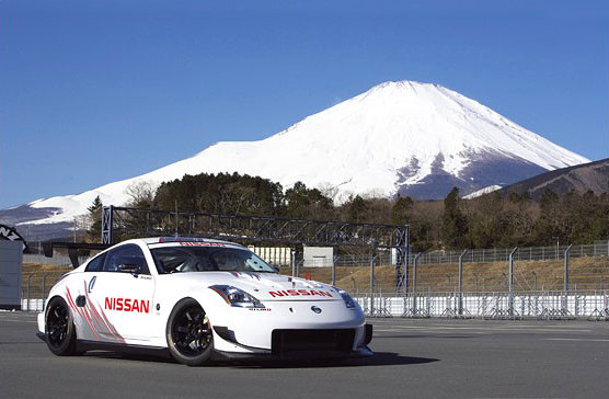 Nissan Fairlady Z 380RS-Competition: broń wyścigowa