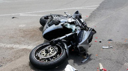 Halálos baleset történt Gyömrőn: autónak ütközött, majd a helyszínén életét vesztette egy 29 éves motoros