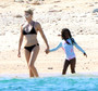 Charlize Theron w bikini