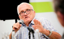 Śledczy: Opinia Grossa, że 'Polacy podczas wojny zabili więcej Żydów niż Niemców', nie znieważa narodu