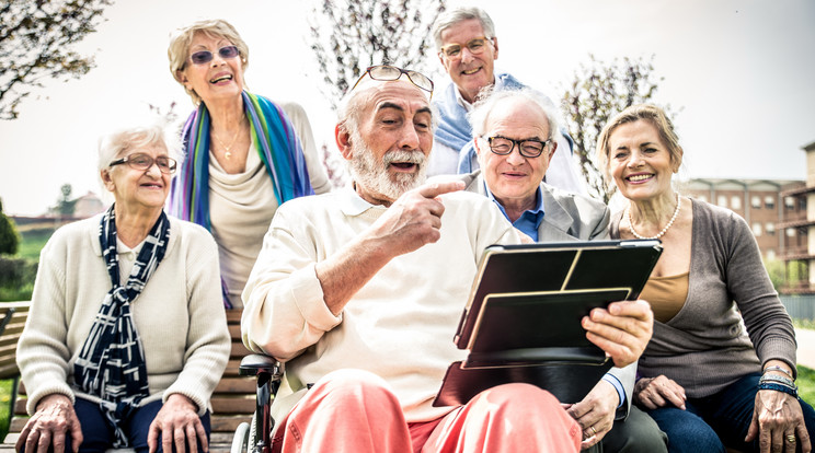 Biztonság, társaság, szórakozás – a modern
idősotthonok mindezeket biztosítják /Fotó: Shutterstock
