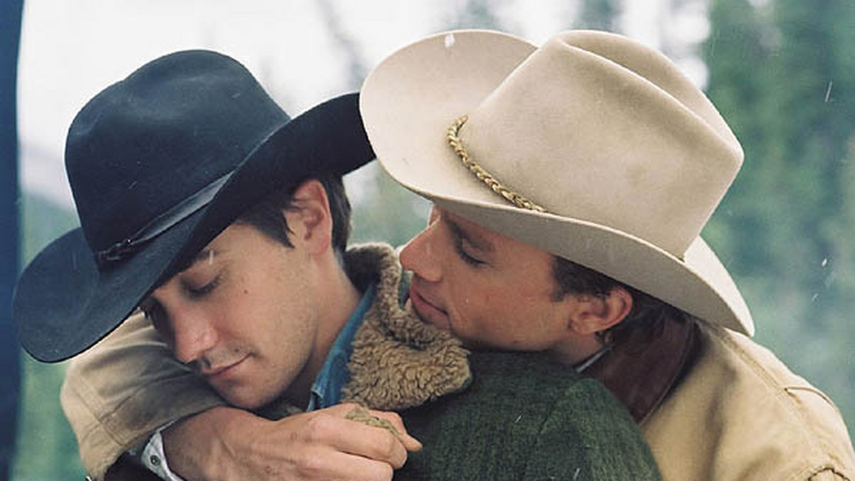 Larry McMurtry i Diana Ossana, duet wyróżniony Oscarem za "Tajemnicę Brokeback Mountain" Anga Lee, napiszą scenariusze dwóch filmów opowiadających o konflikcie teksańskich osadników z Komanczami. Reżyserią projektów zajmą się Ridley Scott i Scott Cooper.