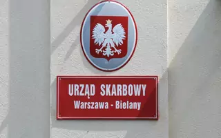 Podatek od sprzedaży samochodu — fiskus traktuje kierowców jak oszustów?