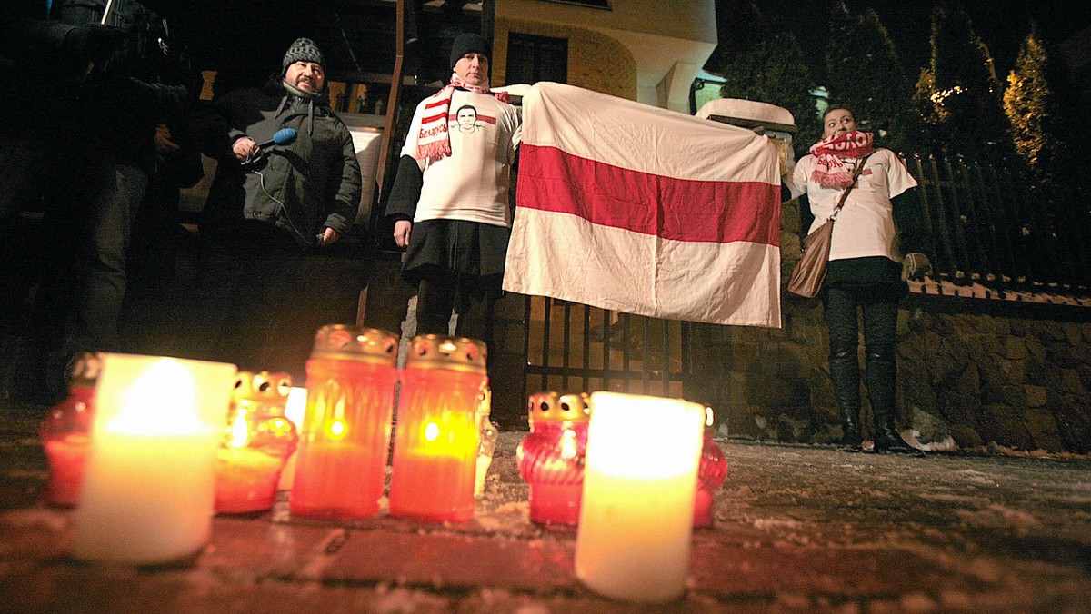 Przedstawiciele 40 krajów - państw UE, Partnerstwa Wschodniego, USA i Kanady - przyjadą w środę do Warszawy na konferencję "Solidarność z Białorusią". Efektem organizowanego przez MSZ spotkania ma być zwiększenie wsparcia dla tamtejszego społeczeństwa obywatelskiego.