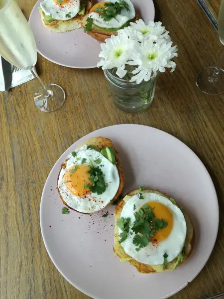 Rezygnując z mięsa trzeba nauczyć się gotować od nowa i zacząć odkrywać nowe gastronomiczne miejsca