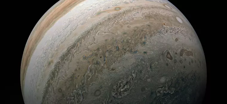 NASA publikuje spektakularne zdjęcie Jowisza. Widać zamglenia na dużych wysokościach