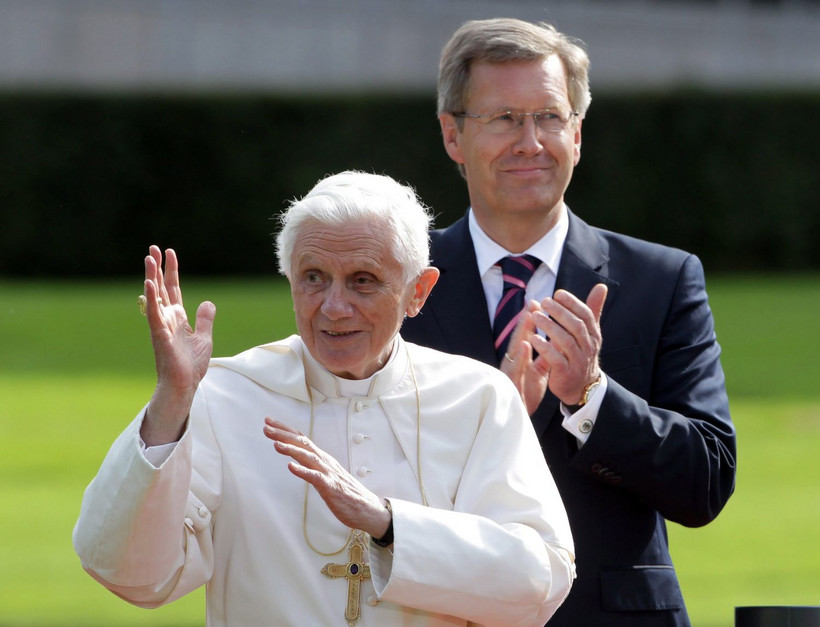 Joseph Ratzinger nigdy nie przyjął żadnego akademickiego wyróżnienia podczas swego blisko ośmioletniego pontyfikatu