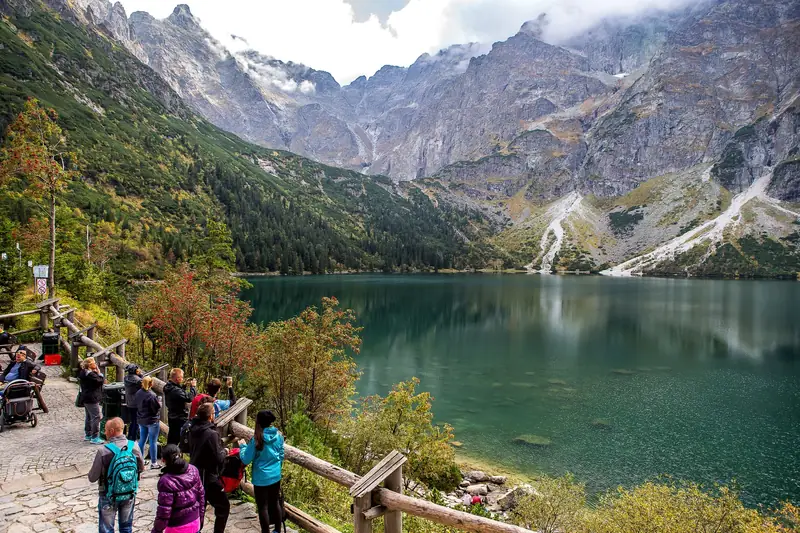 Wkrótce na Morskie Oko będziemy wspinać się bez targania w góry zapasowych kanapek