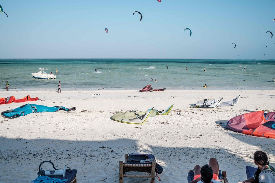 Zanzibar to jeden z najbardziej ulubionych kierunków wyjazdowych Polaków ostatnich miesięcy. Mało kto jednak wie, że to bardzo biedna, muzułmańska wyspa