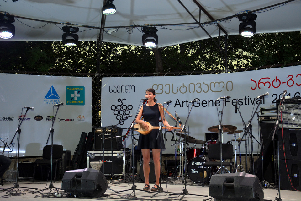 Występ na największym festiwalu muzyki folkowej w Gruzji, Art Gene