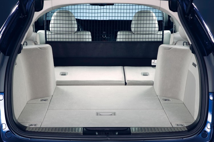 Do bagażnika kombi zmieści się 406 litrów