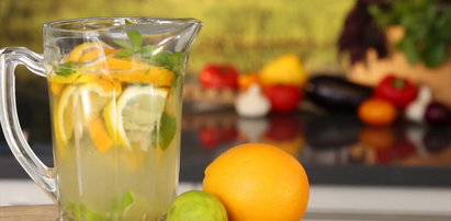Dlaczego warto pić wodę z cytryną?