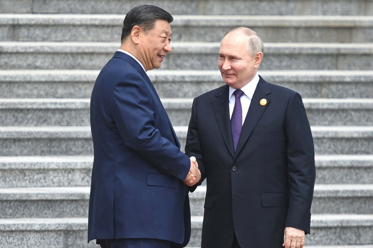 Putin w Chinach. Chce wzmocnić relacje z Xi Jinpingiem