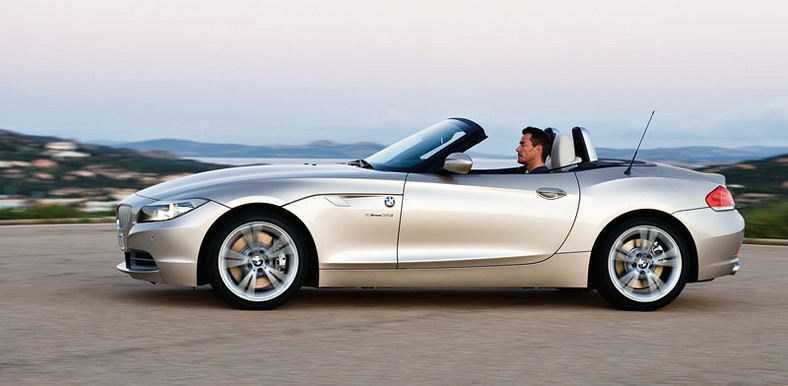 BMW: nowy Z4 Roadster wylądował w Warszawie (cena w Polsce)