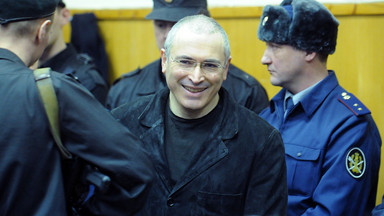 Służby więzienne: Chodorkowski trafił do Niemiec