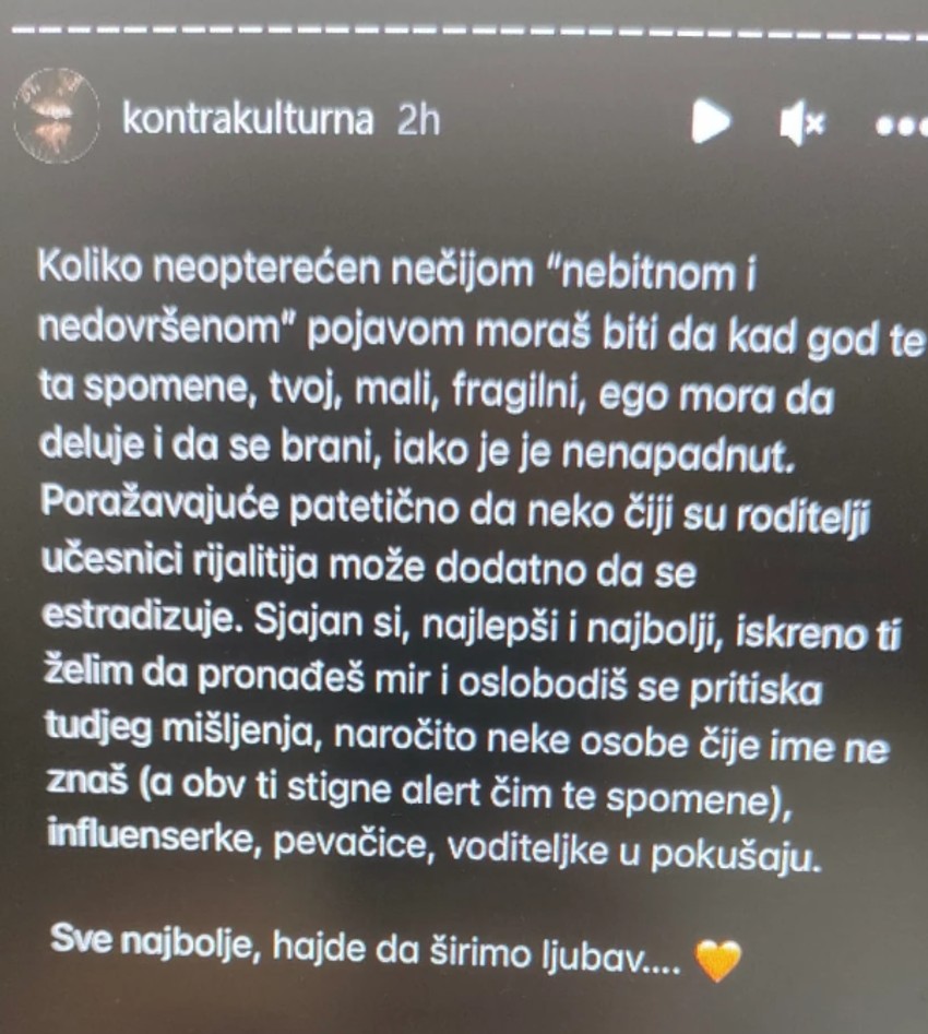Kontrakulturna o Mensuru